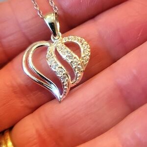 925 Sterling silver heart and chain with 17 czs!!